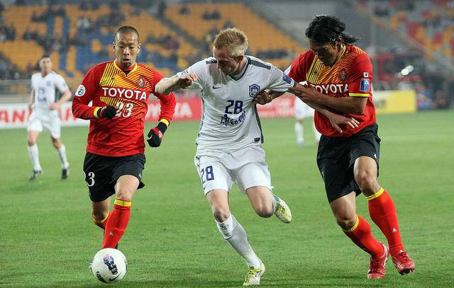 北京冠军联阵客场逆转悉尼FC，晋级